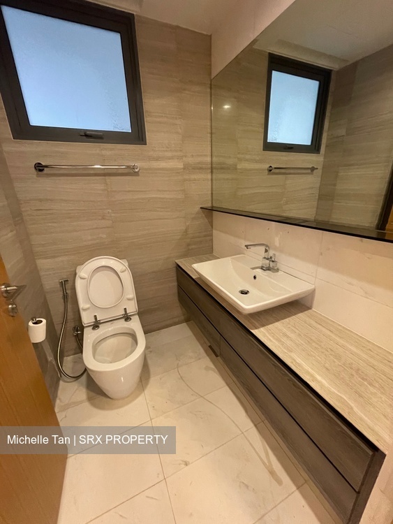 Waterfront Isle (D16), Condominium #400276601